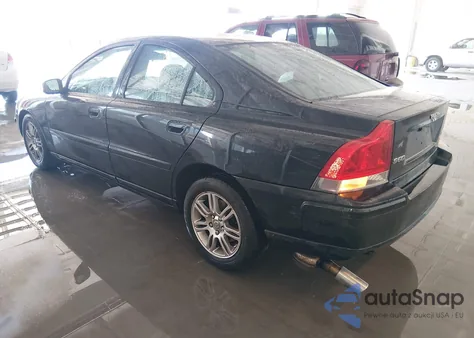 2007 Volvo S60 2.5T z USA, uszkodzony, nr VIN YV1RH592072645502